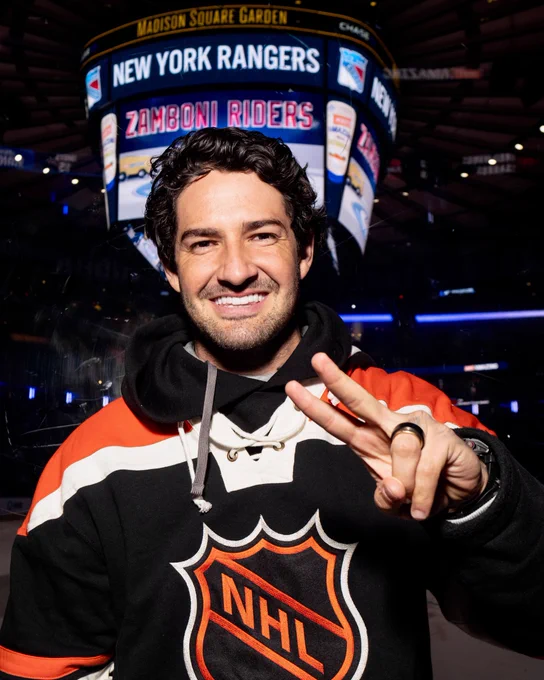 Alexandre Pato in an NHL sweater at the Rangers game.