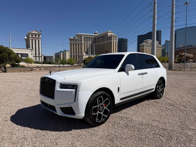 2022  Rolls-Royce Cullinan 
From The US straight to your doorstep in Nigeria! 🇳🇬 
🏷️: ₦590 Million ($420K) ONLY

 (All-in: buy   ship   customs   detailing   delivery)  
ETA: 6-8 weeks  
Contact for details 📥

Send a DM or
Call/WhatsApp: 09070116577 for inquiries
Crypto Payment accepted💲
Nationwide delivery 🇳🇬