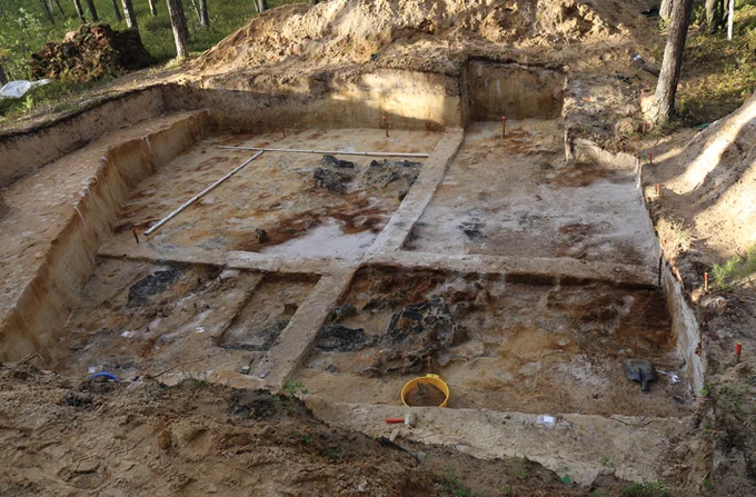 Siberian Neolithic fortress finds (📸 Courtesy Henny Piezonka)