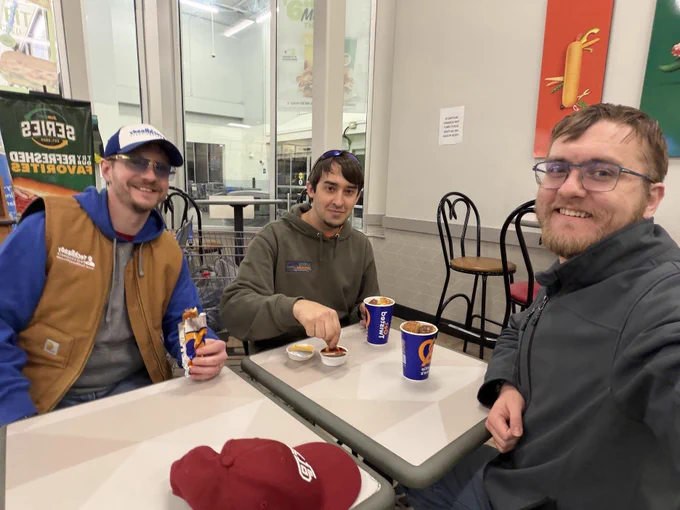 🚐🔧 Big thanks to MPS Pro Services & Bradley Bowser for sponsoring our D&H Warehouse trip for major projects! 🙌📦 Great food at Five Guys restaurant 🍔 Team members Matthew Green & Gordon Barrows 💪 

#TechSupport #ComputerSupport #ClarionCounty #NewBethlehem