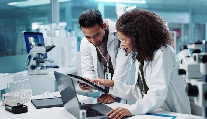 \u00C0 Tech4Health, une matin\u00E9e pour prendre le pouls de la cybers\u00E9curit\u00E9 des \u00E9tablissements de sant\u00E9 : panorama d\u2019un secteur qui oscille entre structuration progressive et d\u00E9fis majeurs