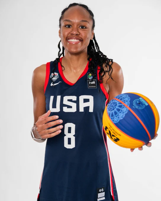 USA Basketball photo with Azurá