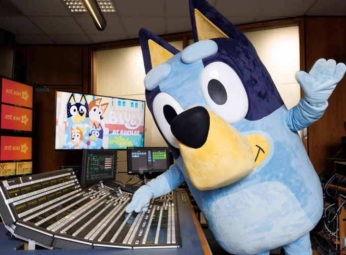 Bluey is pictured in RTÉ TV studios to announce that episodes of the hit TV series will be available as Gaeilge from Monday 6 April on RTÉ KIDSjr and RTÉ Player