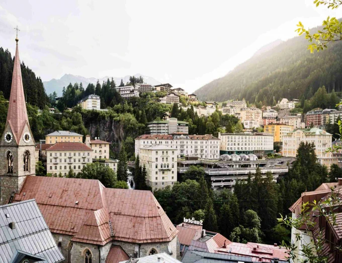 In search of the Alpine Cure - Bad Gastein / Flying Baguette