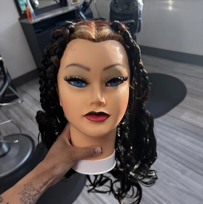 box braid with feed in hairstyle 