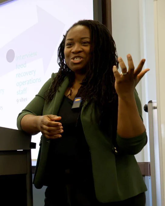 Celeste Chavis, Morgan State University Transportation and Urban Infrastructure Chair and Professor presents at the Transportation Seminar