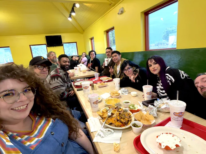 Kiwisnstars SimpleZombie Bobby (Buffy Husband) BuffBarbarianBabe BucklingGoblin RAVAG3PRIME DrDoolitt Adam0x0 JohnHawx & Aymiecakes all pose for a picture at Mama Margie’s after the Stream Texas San Antonio Twitch Community Meetup