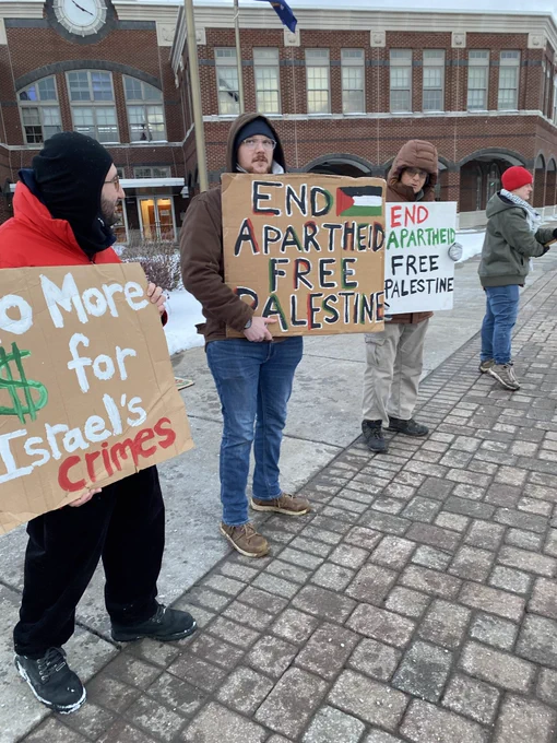 Comrades rallying for a ceasefire in Gaza and arms embargo against Israel