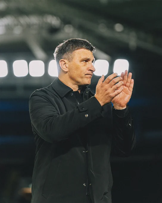 Hull City Head Coach Sergej Jakirović claps the City fans at the MKM Stadium. 