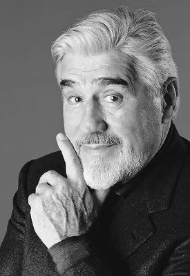 S/w Bild von Mario Adorf, schon etwas ältere Fotografie
Foto: Kiepenheuer und Witsch 