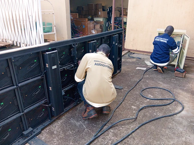 Installations and set up for the LED displays by our electrical and AV team.