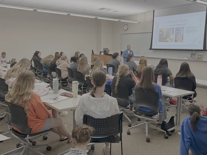 Maddie Carter, SPED Teacher at Indian Valley Elementary School, is presenting to future educators at the Buzz into Teaching Conference. 
