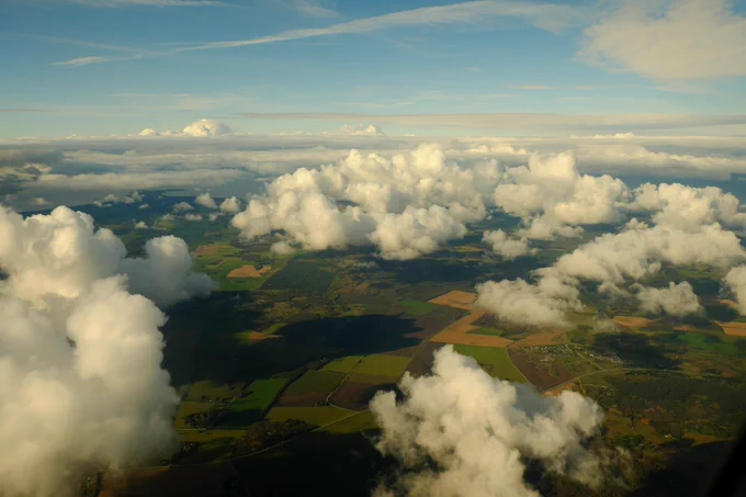 Clouds in the air, by Miguel A Amutio on Unsplash
