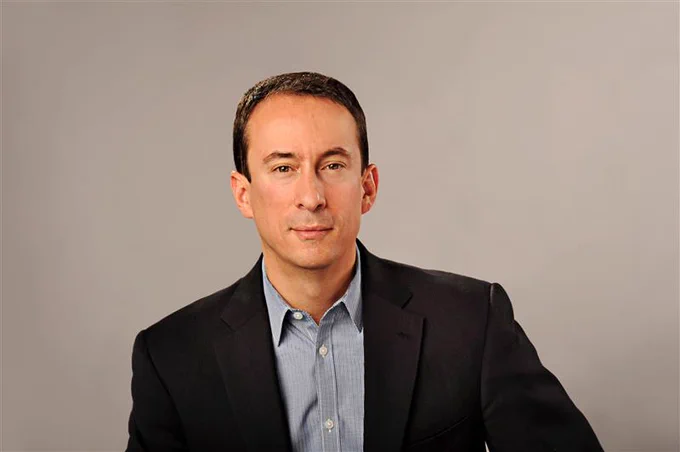 Portrait of Christopher Fernandez