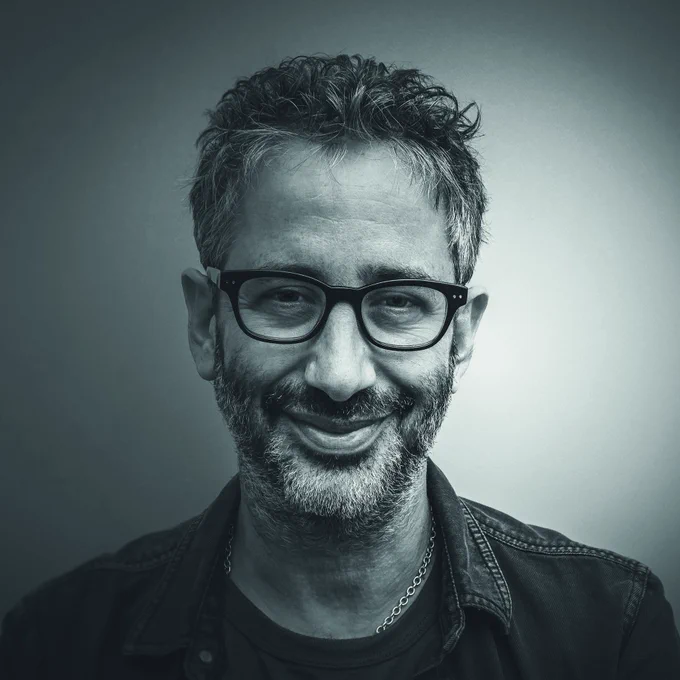 Headshot of David Baddiel. 