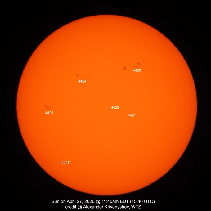 Sun with active regions as seen from Manhattan, New York City on  April 27, 2026 by WorldTimeZone 

#sunspots 
#sun 
#spaceweather 
#todaysun 
#newyorkcity 
#Manhattan 