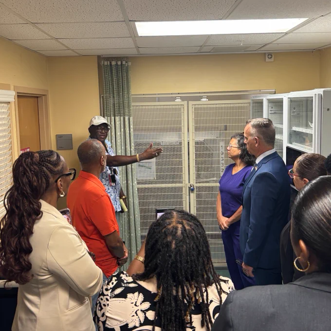 Schneider Regional Medical Center Staff show CHEMPACKs to HHS Principal Deputy Assistant Secretary Knox and other ASPR staff.