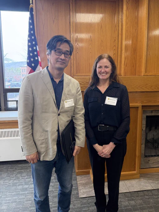 Professor Jae Yong Suh with Dean of the College of Sciences and Arts LaReesa Wolfenbarger