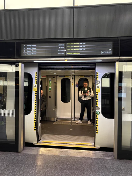 The Elizabeth Line at Canary Wharf
