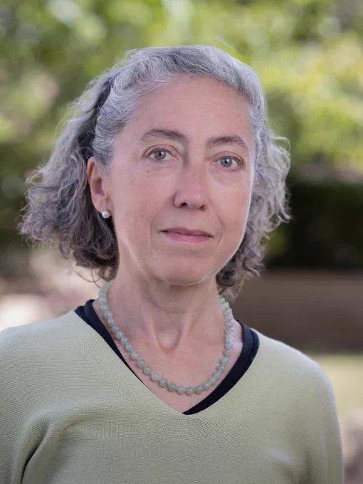 Headshot photo of Laura Reina.