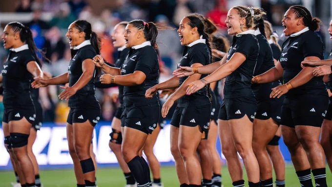 Black Ferns performing a ceremonial Haka