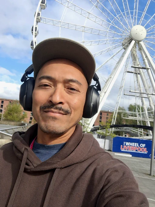 Selfie in front of the Liverpool Wheel