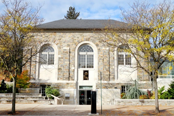 Roland Park exterior