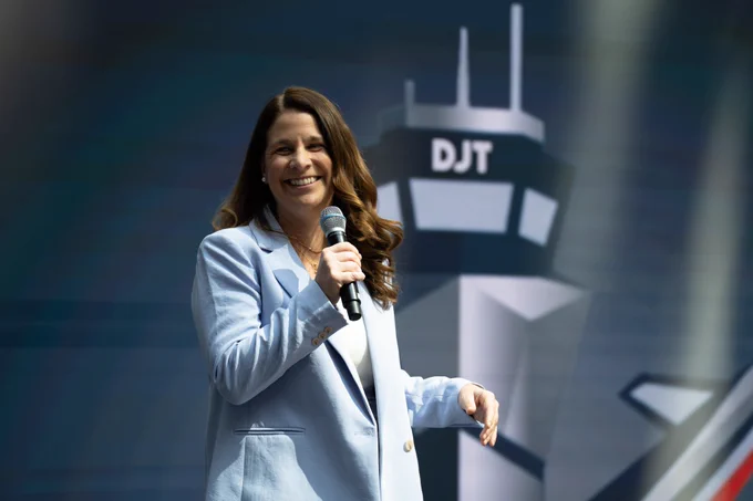 FAA’s Acting Chief Technology Officer, Rebecca Guy speaking at the Modern Skies event at DOT headquarters.