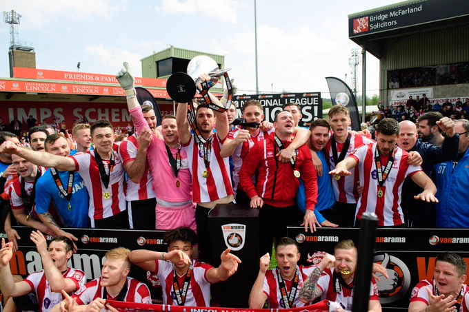 City players with the National League trophy.