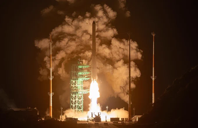 KOMPSAT-7 launch. Photo by KARI. 