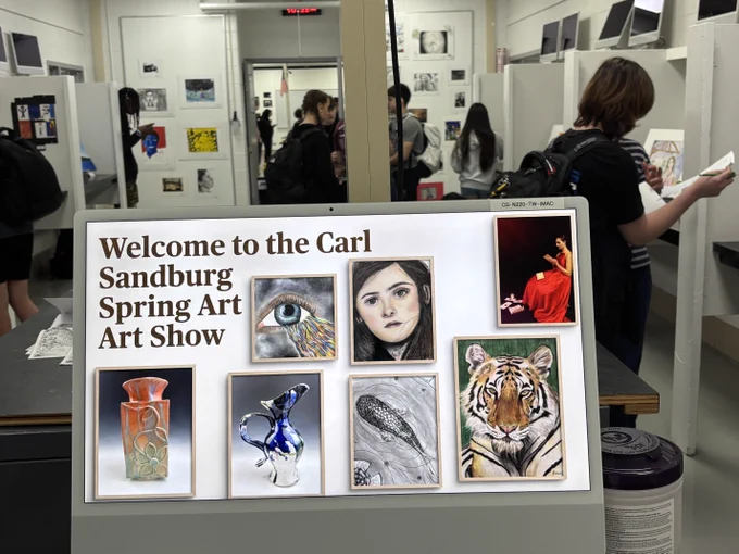 Sign welcoming visitor to the Sandburg Spring Art Show