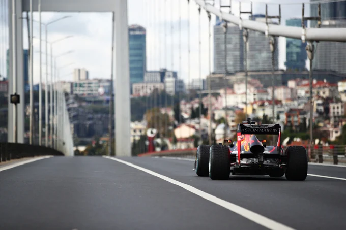 Istanbul skyline, showing rear of the car.