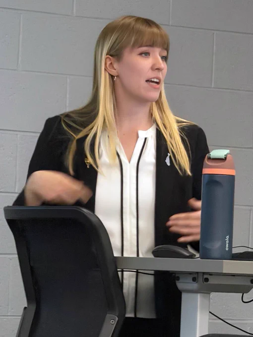 Graduating Ohio University senior Grace Vance presents her senior honors thesis research on cranial vascular adaptations for deep diving in seals.