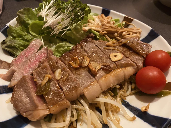 スーパーで値引きされてたサーロイン