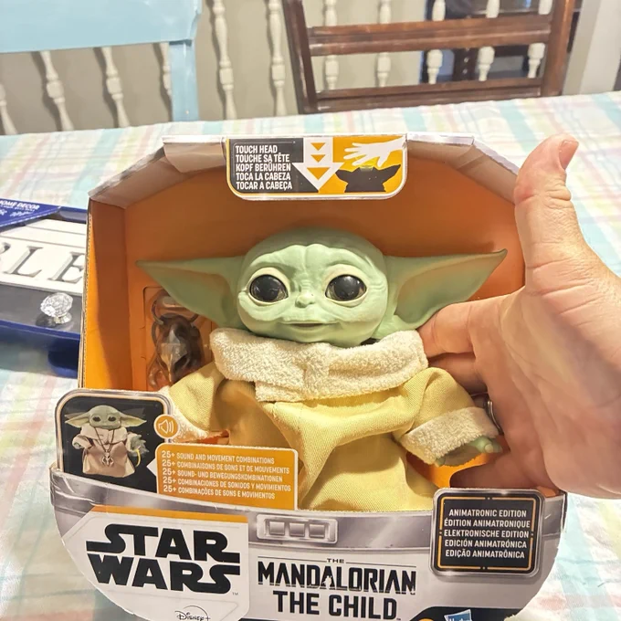  Mandalorian 7.2" The Child Animatronic Edition Grogu Sounds Motion NIB