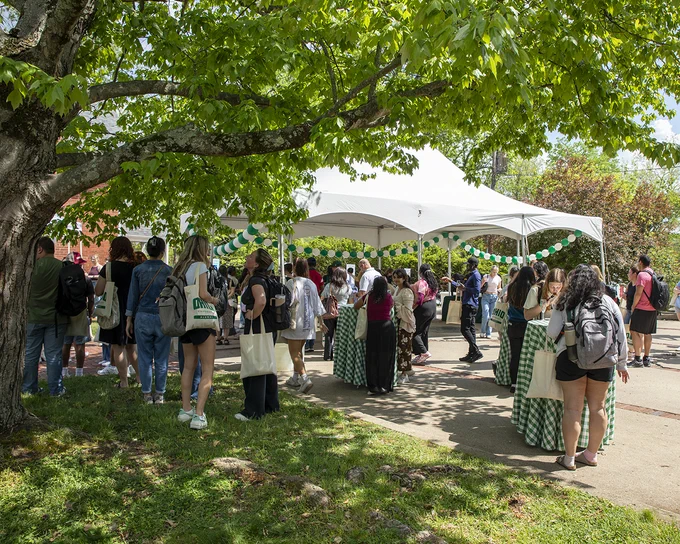 People outside Konneker Alumni Center at the Tassels and Toasts party

