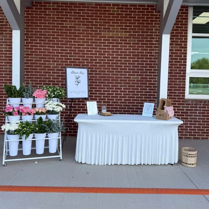 Bloom Bar for bouquet making