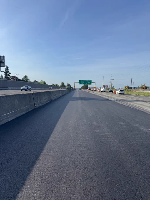 Photo shows a smoother driving surface along southbound Interstate 5 in Vancouver. This is a temporary pre-leveling mat used for upcoming paving.