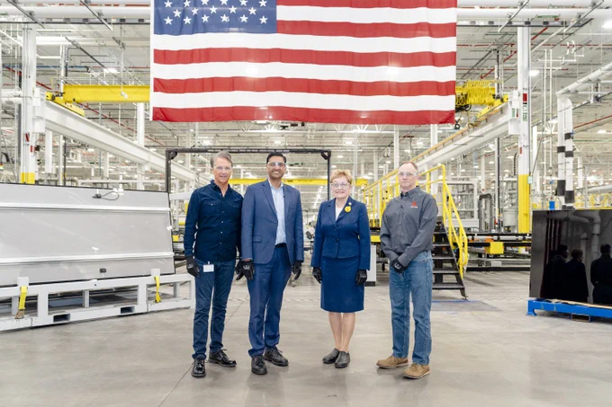 Rep Khanna, Rep Kaptur, CEO Mark Widmar, Chief Supply Chain Officer Mike Koralewski at First Solar's Ohio Manufacturing Facility