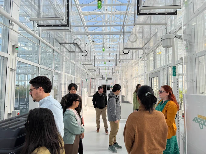 The Career Exploration Initiative attendees touring the Seeds2Grow incubator space at the N.C. Plant Sciences Initiative.
