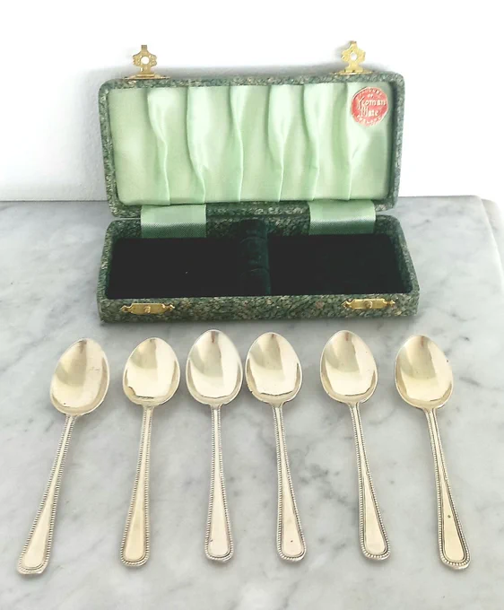 https://www.rubylane.com/item/2239412-7171