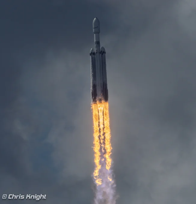 SpaceX Falcon Heavy Launch 
