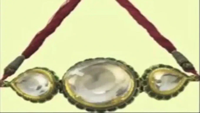 The original Kohinoor was the central diamond in an armband, as worn by Sher e Punjab, Maharaja Ranjit Singh Source: Fakir Aijazuddin