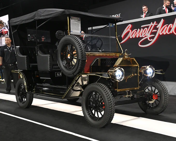 Not your average ride! This 2023 @Ford Model T custom golf cart sold for $110,000 at the 2026 Palm Beach Auction.
