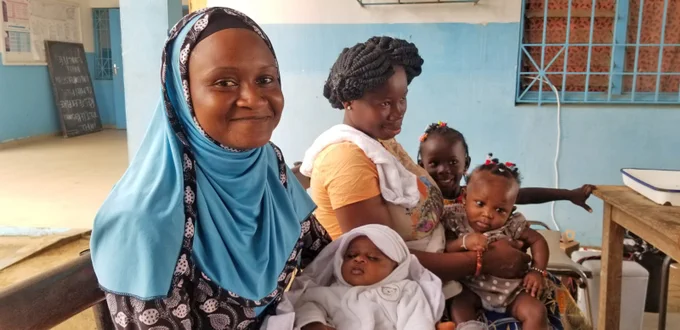 Mothers and children at the Abobo Health Center in Côte d'Ivoire. ©Estelle Claire Ebitty Doro / Global Financing Facility