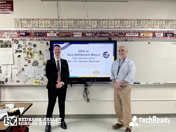 Mayor Gordon Barrows inspires future leaders 🇺🇸📚 Thanks to @DrJHarmon & Redbank Valley High School for 7  yrs of civic engagement! Q&A on real projects 🏗️

#RedbankValley #CivicEngagement #FutureLeaders #NewBethlehem #Civics