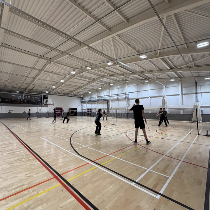 Badminton