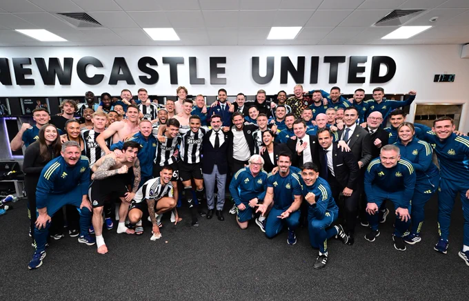Team photo after win over Brighton