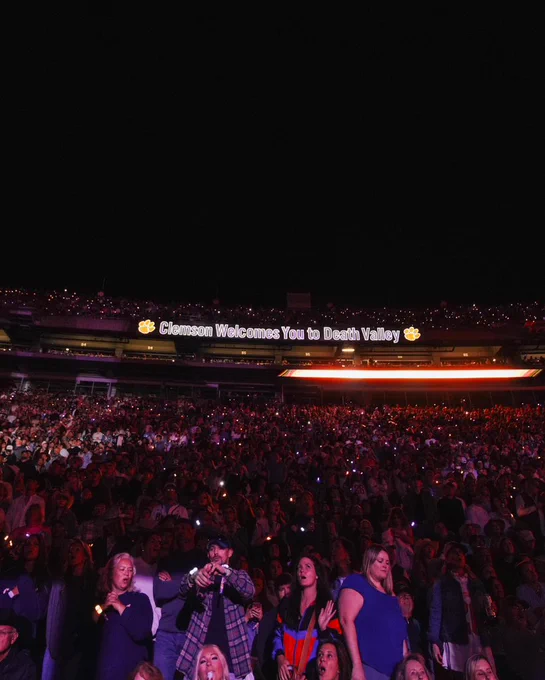 Wide photo of Clemson’s Memorial Stadium as George Strait performs.