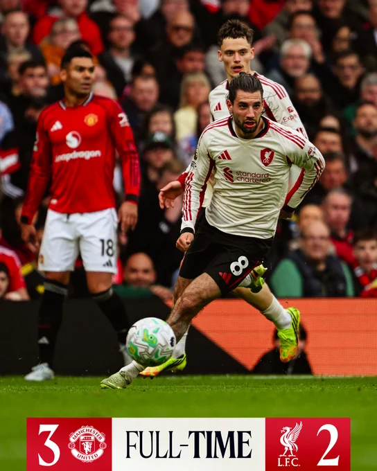 Full-time graphic for Manchester United vs Liverpool.

The final score is Manchester United 3-2 Liverpool.